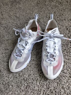 Nike React Element 87 Light Bone Shoes Women's Size 6.5  Sport Athelesuire